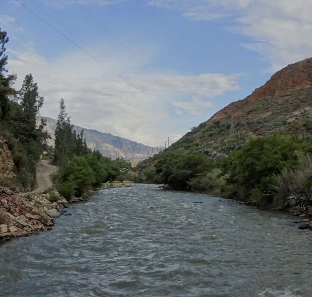 11AVANZANDO CON EL PROYECTO DEFENSAS RIVERENAS DEL RÍO CHILLÓN